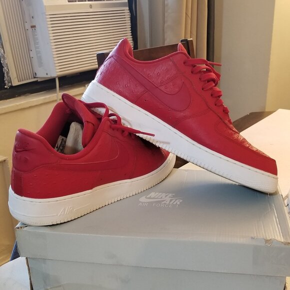 Nike Air Force 1 Low '07 LV8 "Gym Red" **Rare Find** Men's Size 14 - Picture 1 of 4